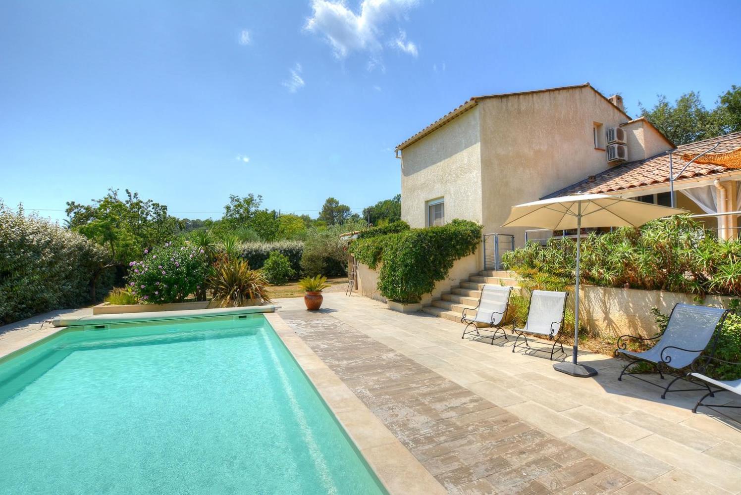 Villa Néoulaise 12 couchages avec piscine et spa en Provence (piscine)